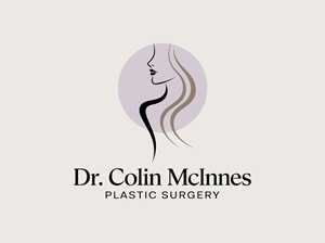 Diseño de Logo por Mukuuu para Dr. McInnes Plastic Surgery | Diseño: #35596555