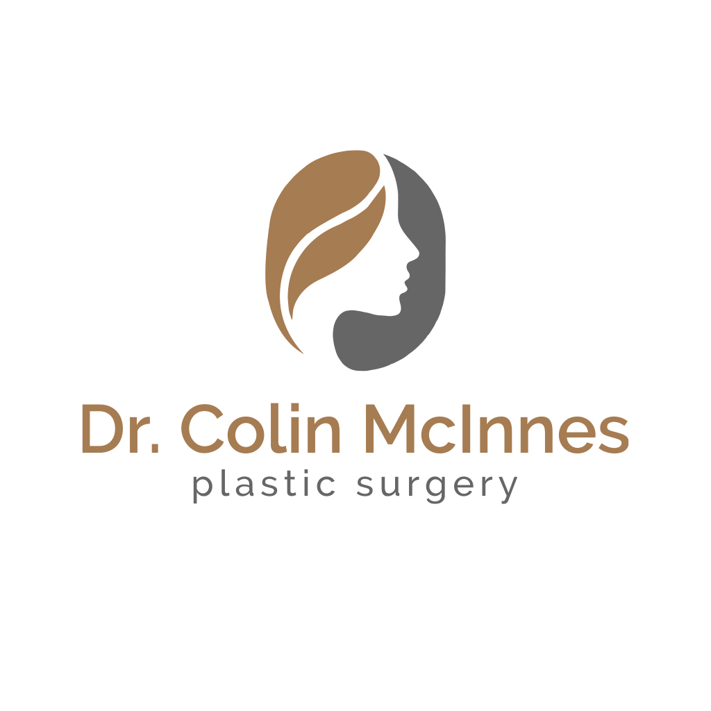 Diseño de Logo por riya08 para Dr. McInnes Plastic Surgery | Diseño #35718786