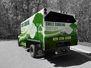 Car Wrap Design by ZEKKOUR Fouzi for this project | Design: #35702869