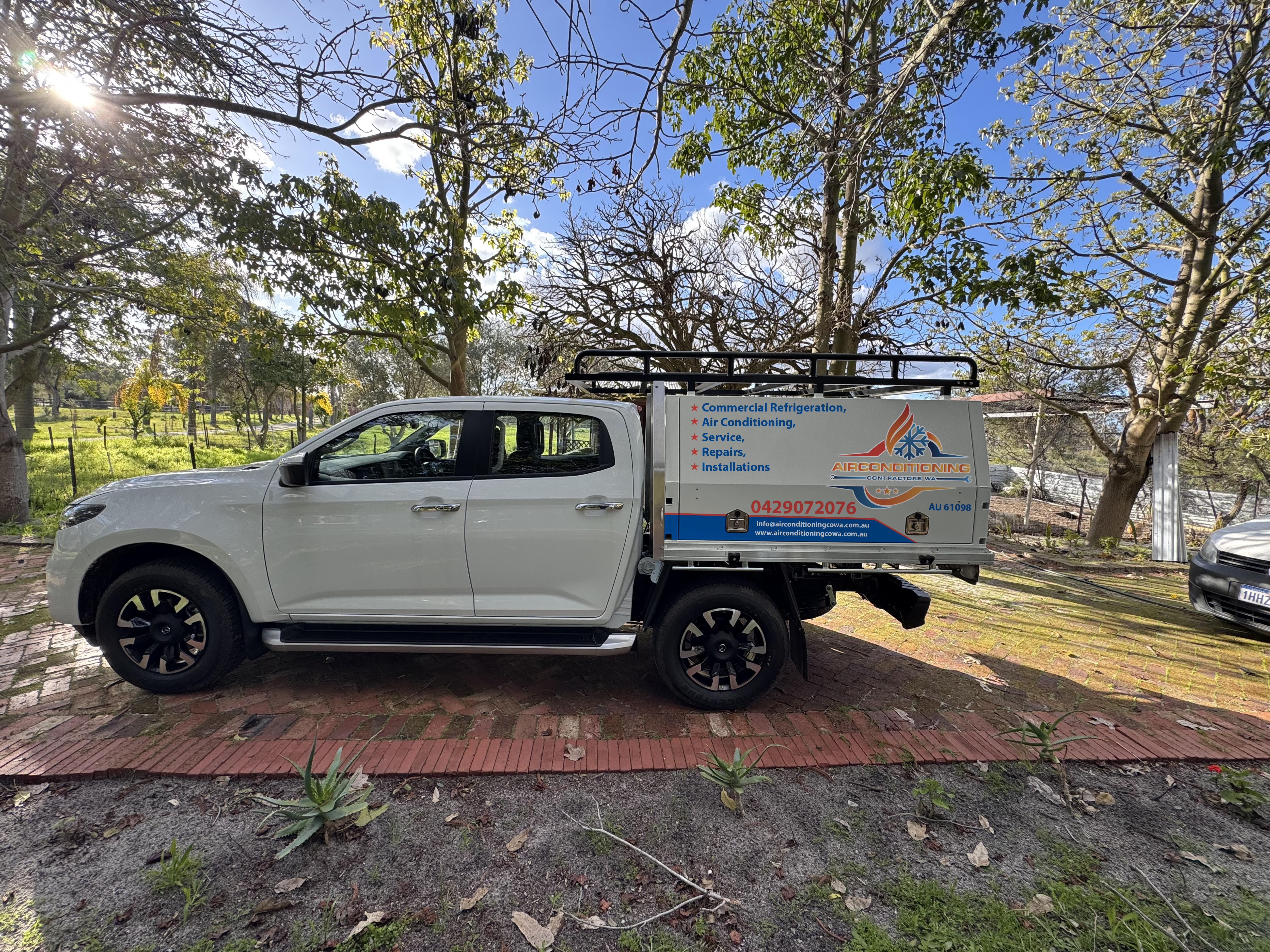 Car Wrap Design by Yayan gesuter for Air Conditioning Contractors WA | Design #35737851