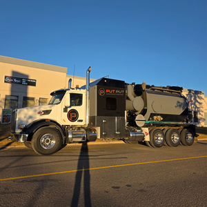 Design de Covering de Véhicule par YourLogoMaster pour Put Put Contracting Inc | Design : #36341648