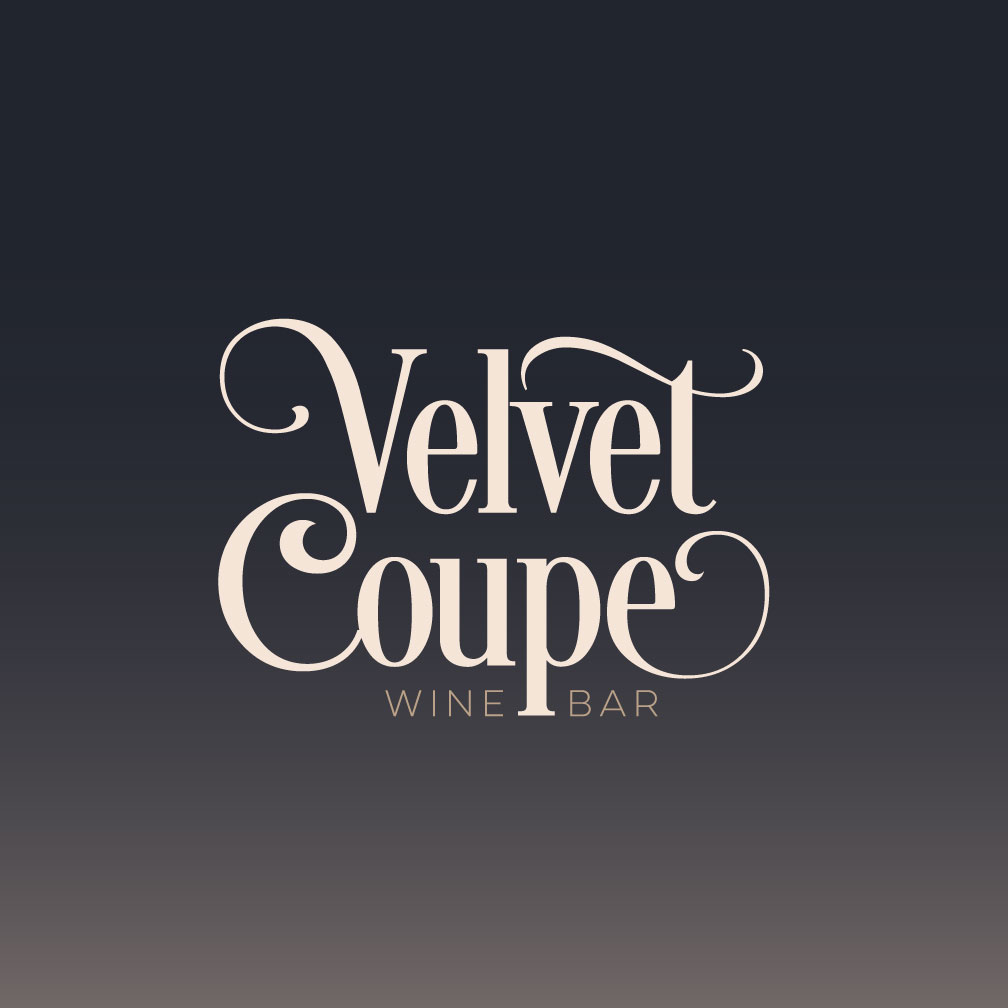 Diseño de Logo por Franabanana para Velvet Coupe Wine Bar | Diseño #36521264