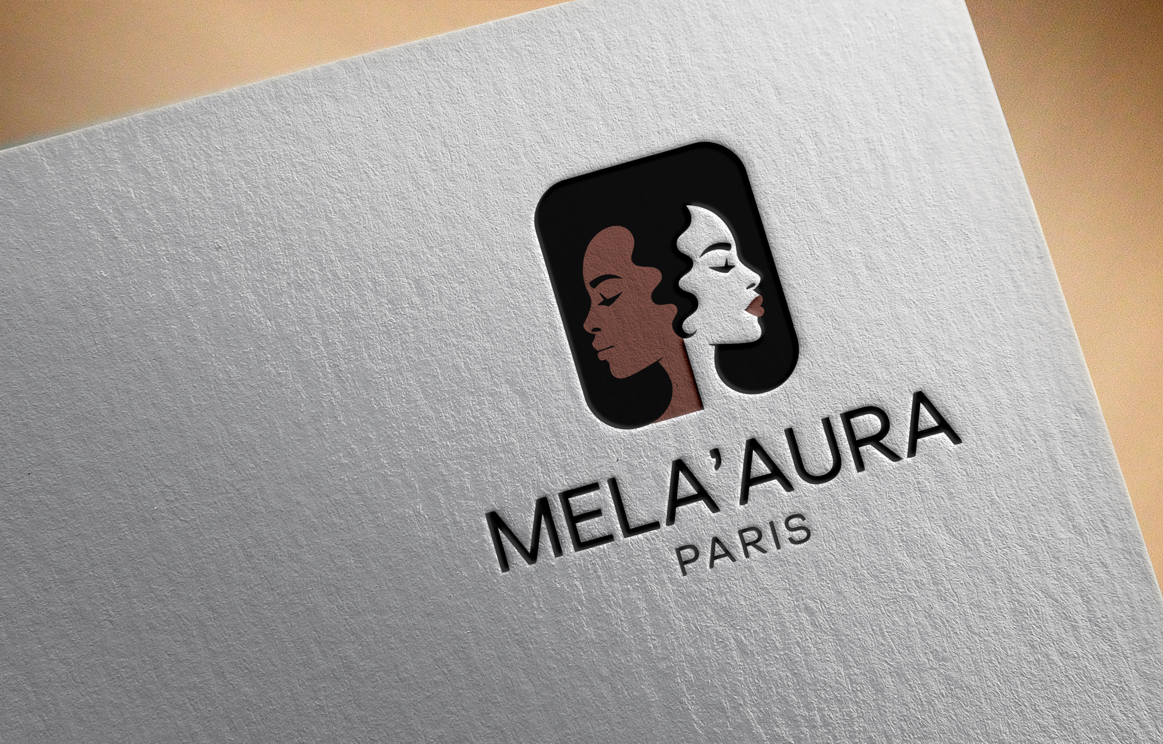 Diseño de Logo por Robi-The Child para AURA COSMETIC INTERNATIONAL PARIS | Diseño #36532812