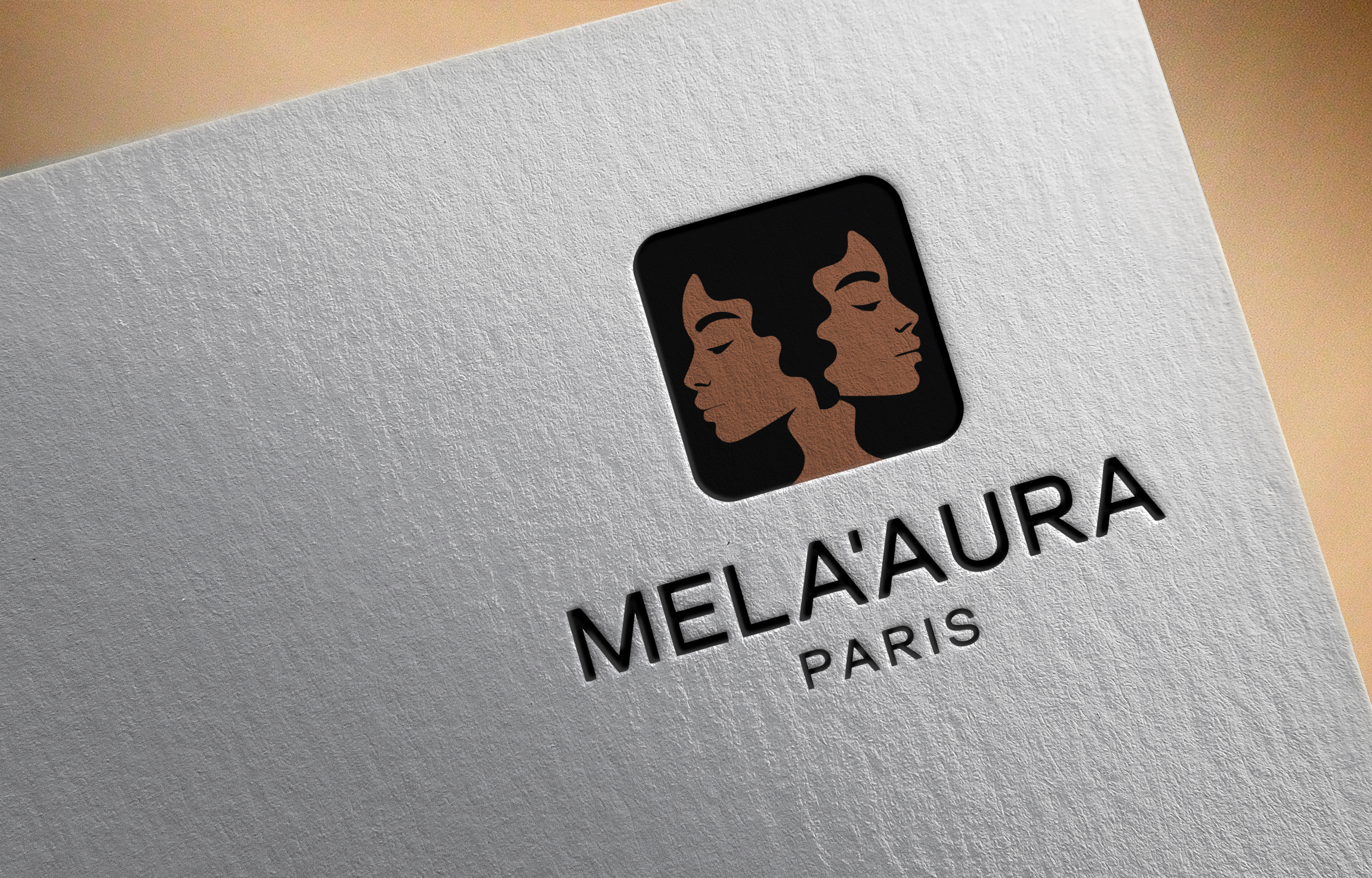 Diseño de Logo por Robi-The Child para AURA COSMETIC INTERNATIONAL PARIS | Diseño #36532814