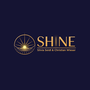 Logo Design by Freelancertinax