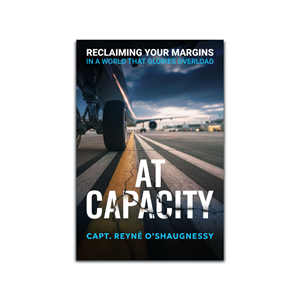 Diseño de portada de libro por Franabanana para este proyecto | Diseño: #36785403