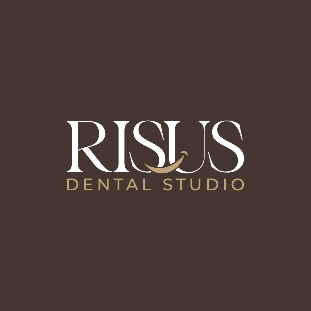 Diseño de Logo por hellodesigneralamin para Risus Dental Studio | Diseño #36912734