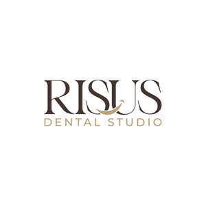 Diseño de Logo por hellodesigneralamin para Risus Dental Studio | Diseño: #36912735