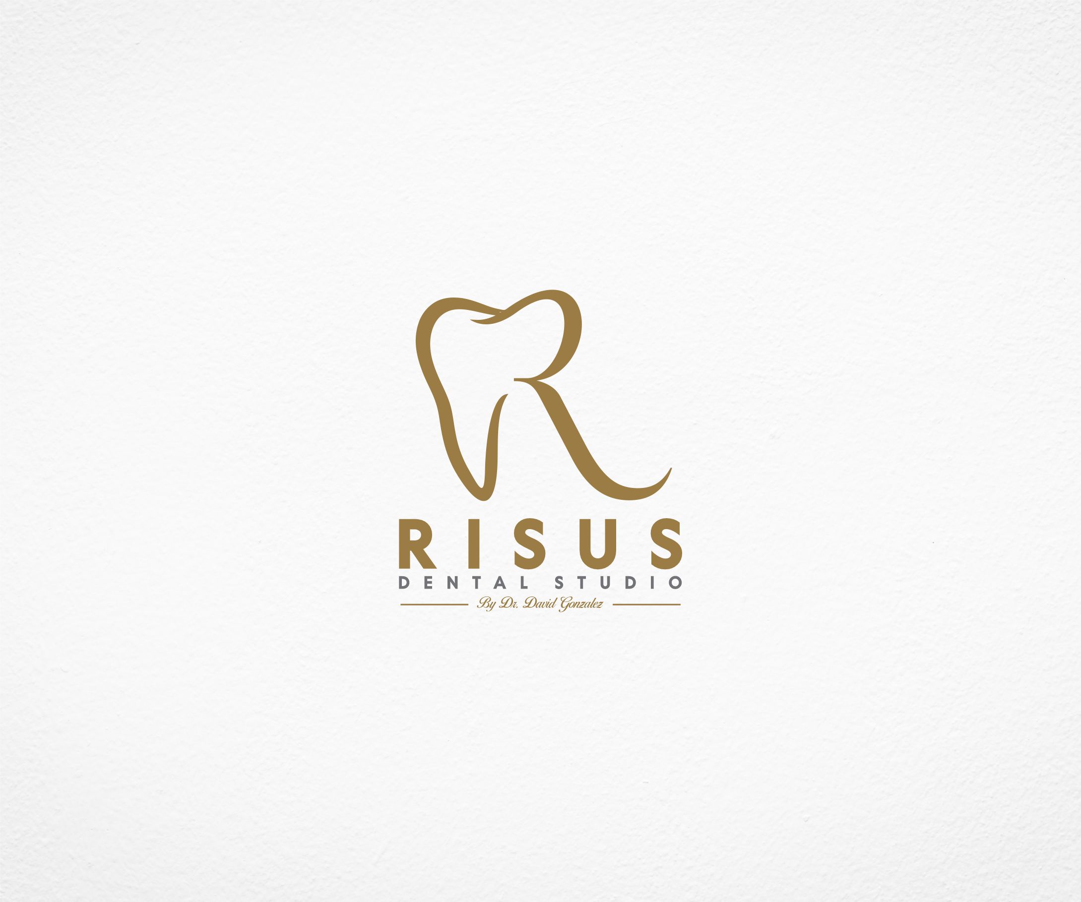 Logo-Design von alkaline für Risus Dental Studio | Design #36915109
