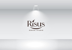 Design de Logo par Nova Creative Designs pour Risus Dental Studio | Design : #36910155