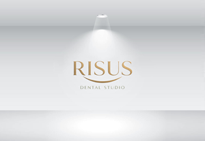 Design de Logo par Nova Creative Designs pour Risus Dental Studio | Design : #36910156
