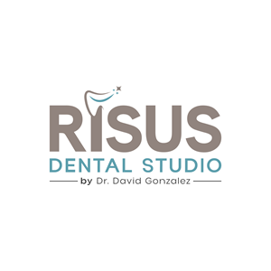 Diseño de Logo por Tube light para Risus Dental Studio | Diseño: #36917156
