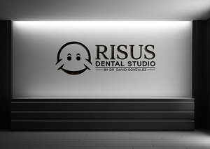 Diseño de Logo por Tube light para Risus Dental Studio | Diseño: #36936124