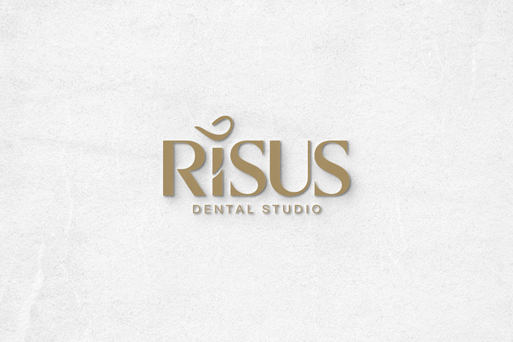 Design de Logo par Olivia Marie Smith pour Risus Dental Studio | Design #36915243