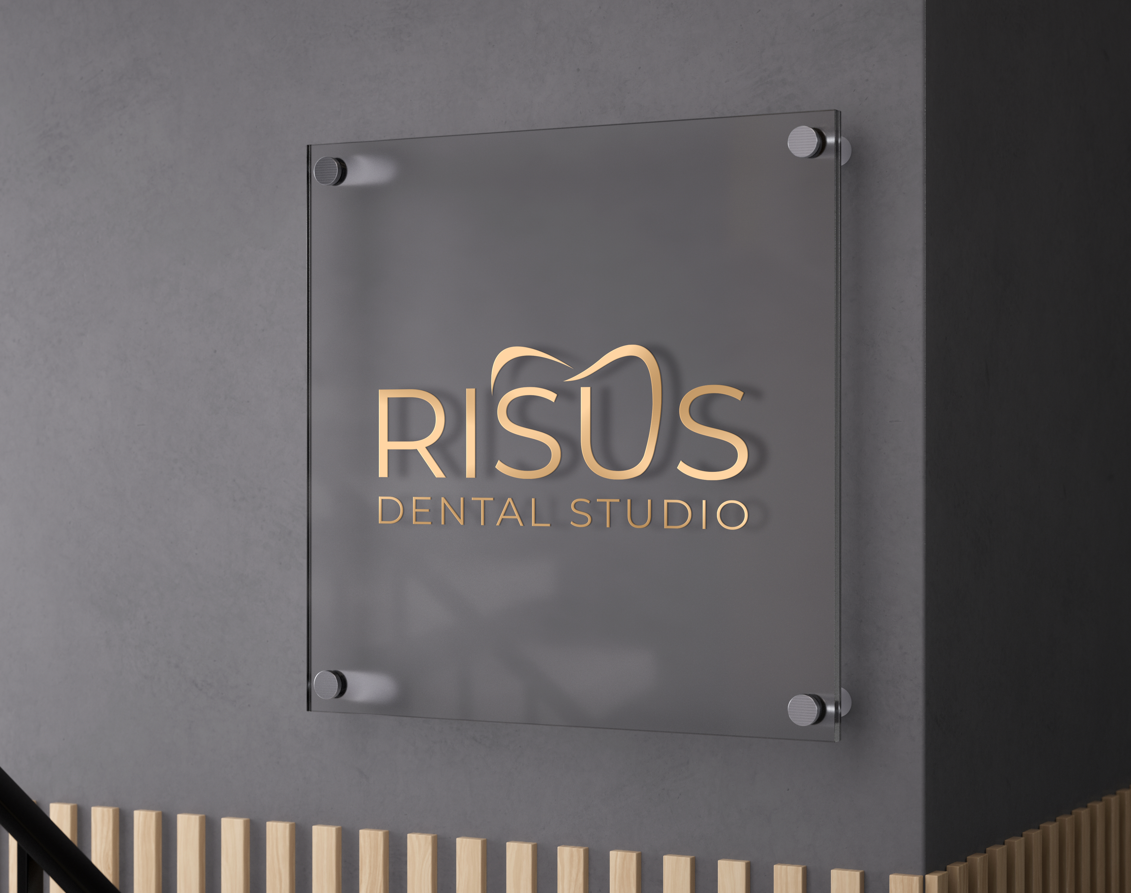 Design de Logo par Jubaidur Creative Designer pour Risus Dental Studio | Design #36910223