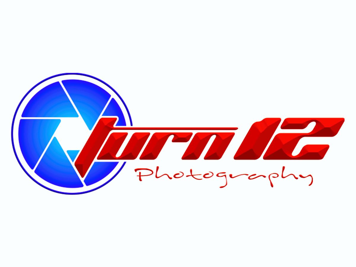 Design de Logo par iwangmodulus pour Turn 12 Photography | Design #3257576
