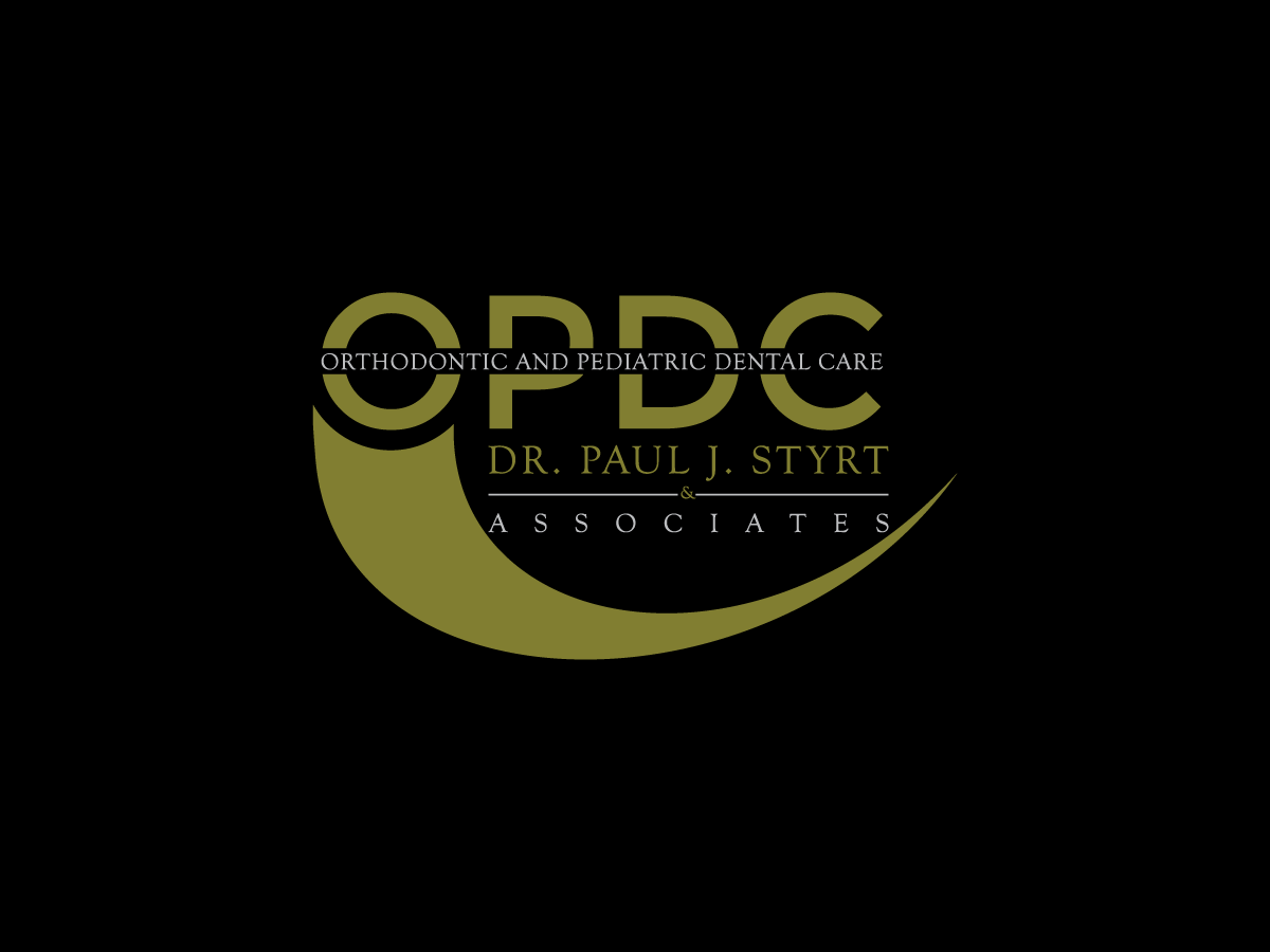 Diseño de Logo por Ajay Soni para Dr. Paul J Styrt Orthodontics | Diseño #3699468