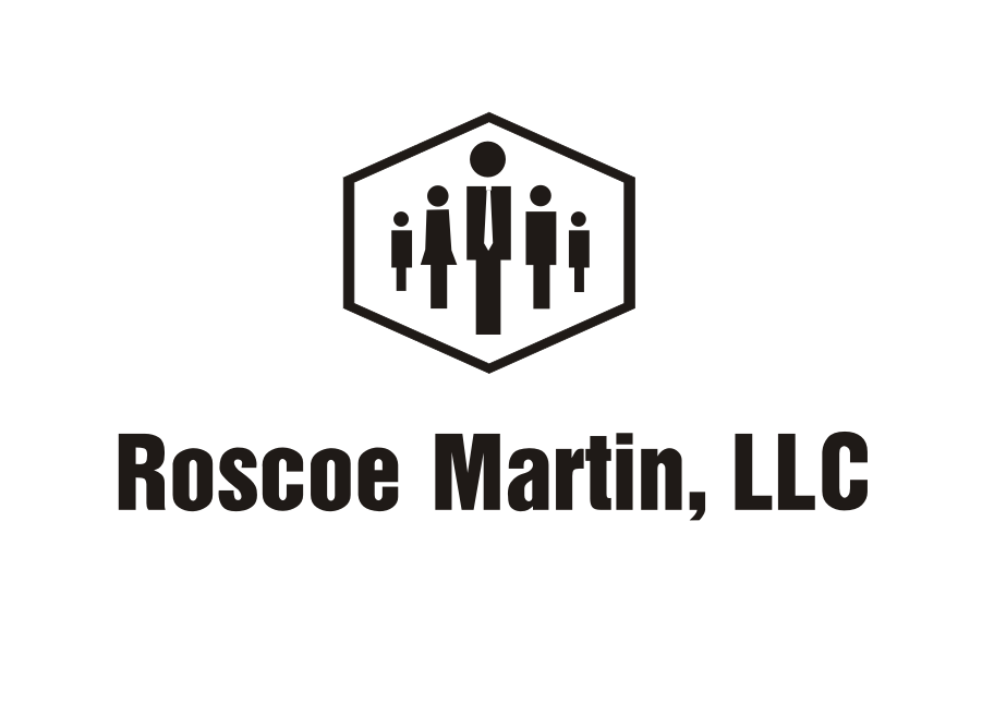Diseño de Logo por Isbie para Roscoe Martin, LLC | Diseño #3454547