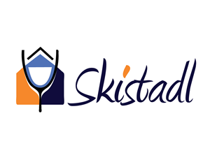 Logo Design by QianQian for this project | Design: #114315