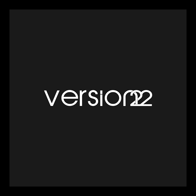 Diseño de Logo por 9tnine para Version 22 | Diseño #975547