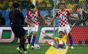 Photoshop Design by LukeHan for DesignCrowd LLC | Design: #3966807