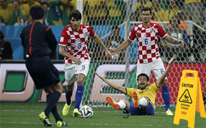 Photoshop Design by Murray Bowman for DesignCrowd LLC | Design: #3961608