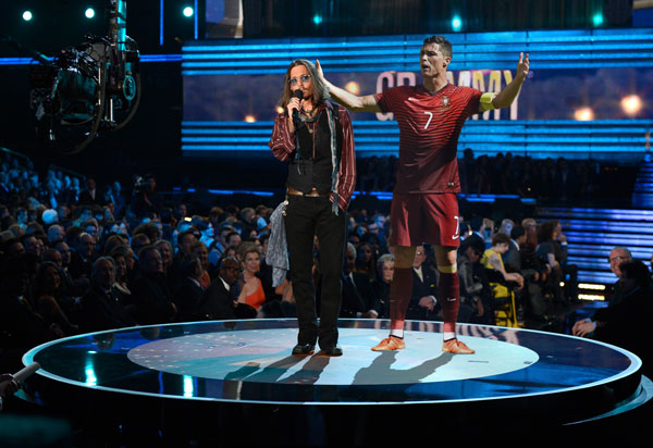 Photoshop Design by Rijan Hamidovic for DesignCrowd LLC | Design #3963014