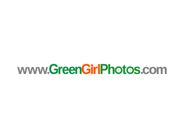 Logo Design by liaarts for Green Girl Photos | Design #142360