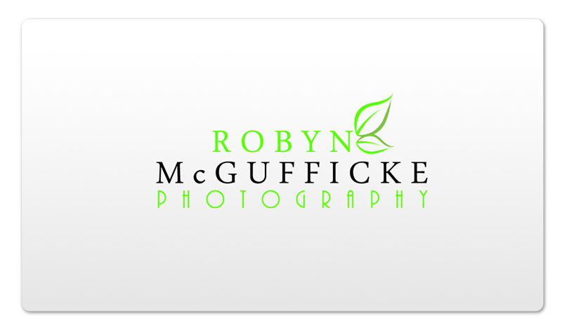 Diseño de Logo por V-Designs para Robyn McGufficke Photography | Diseño #159700