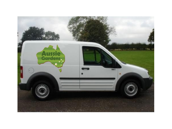 Diseño de Logo por Lawrence Clifford para Nutmeg Distributions Pty Ltd | Diseño #162610