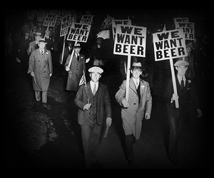  Brewery Tour Business Needs a 1930s Photo Changed to Vector for a Bus!