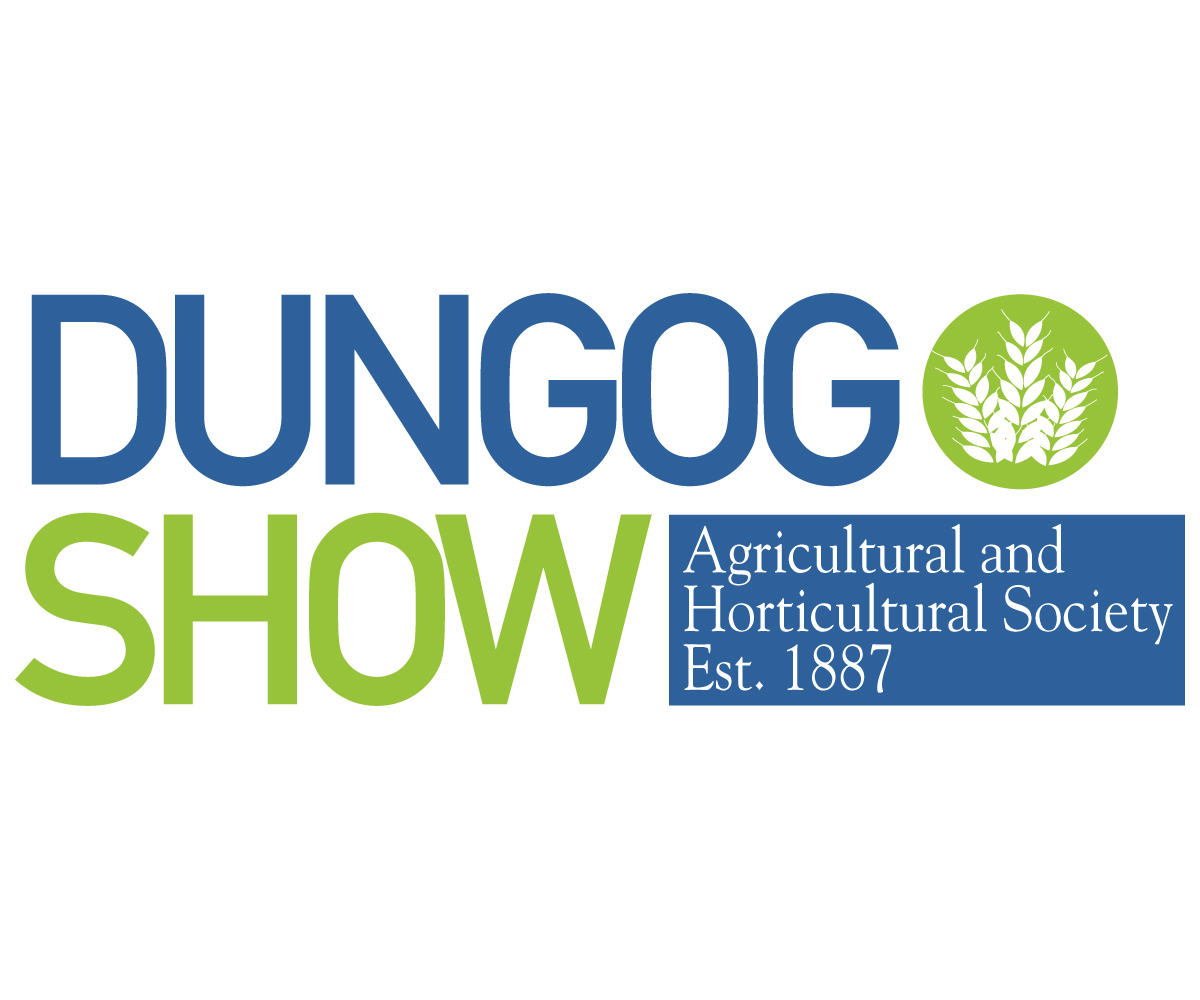 Logo Design by Maurice de Jong for little red tractor | Design #4382855