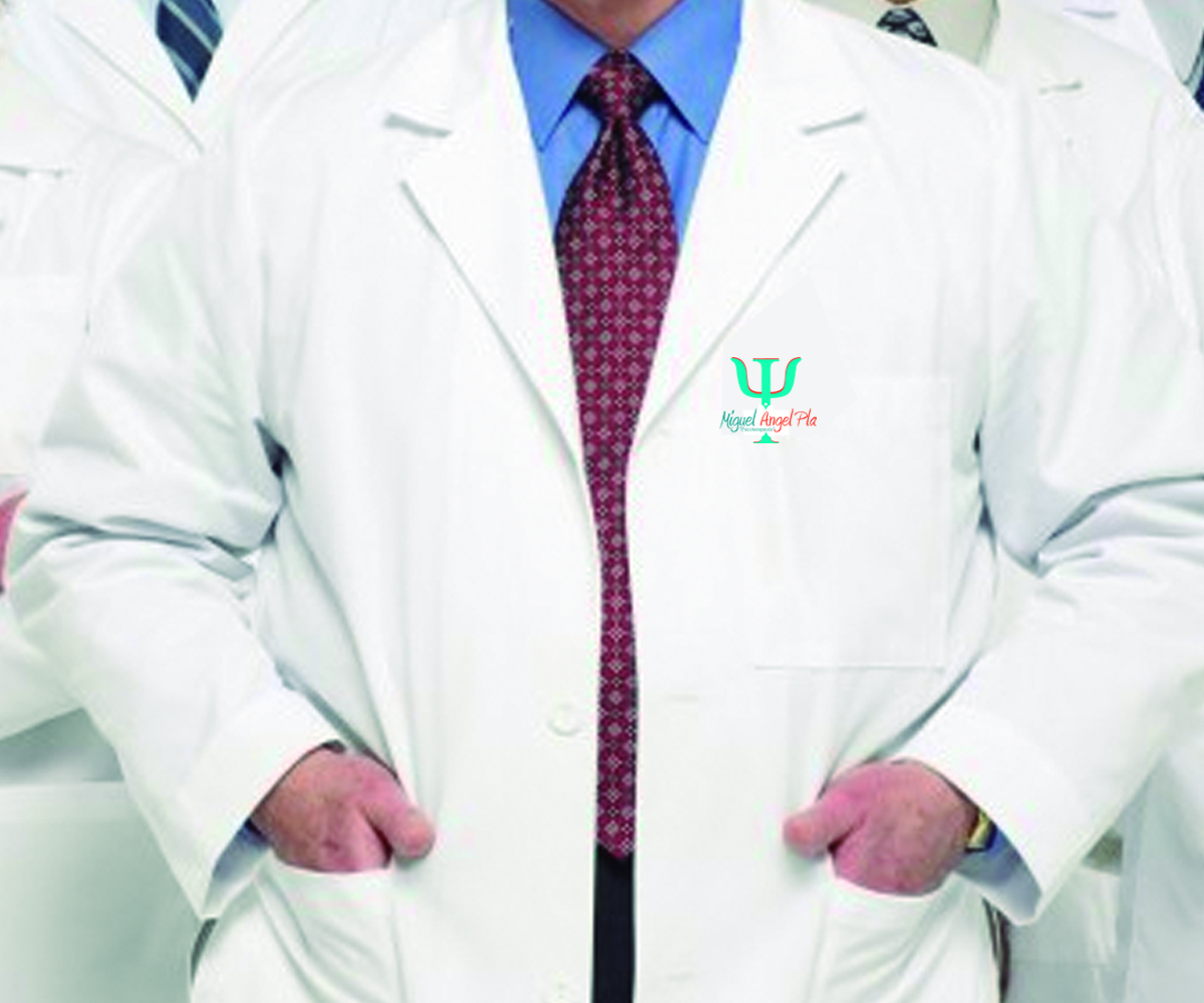 Logo Design by MaxdesignRD for this project | Design #4422284