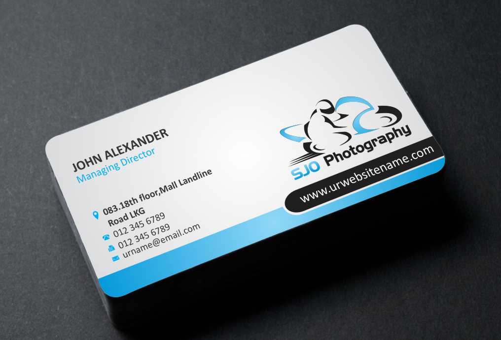Business Card Design by AwsomeD for Matthew Oswald Photography | Design #4478474