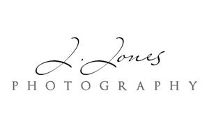 Logo Design by Chic Design