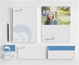 Diseño de Logo por anavlahovic para praQtice | Diseño: #4657976