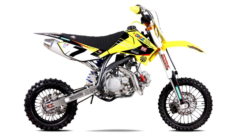 Logo Design by permana91 for Apollo Motors | Design #4641403