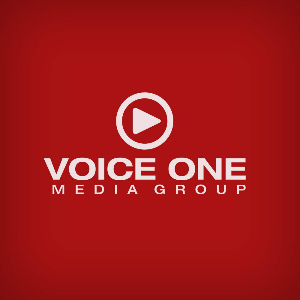 Diseño de Logo por Bonaro Designs para Voice One Media Group | Diseño #1584954