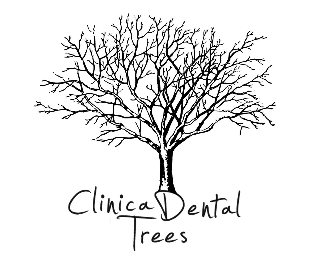 Design de Logo par Bahcaci pour CLINICA DENTAL TREES | Design #4773983