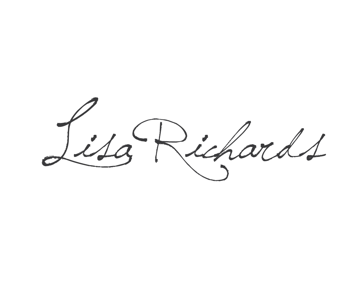 Logo-Design von nicolca37 für Lisa-Marie Richards | Design #4808955
