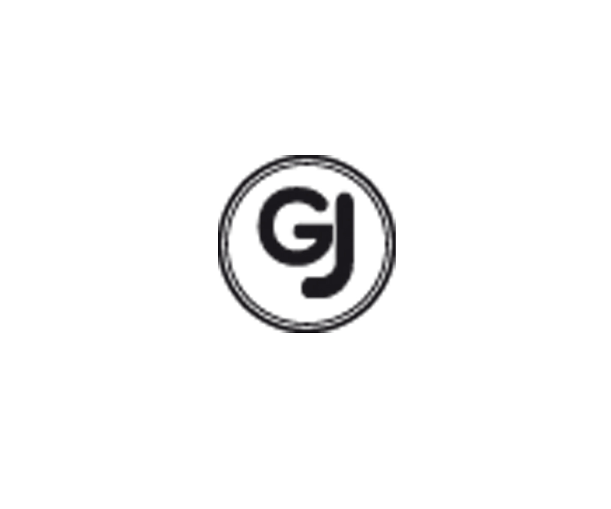 Logo-Design von Sen für Gurvir Johal Photographer | Design #1377864