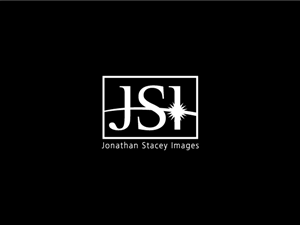 Logo Design by desainku