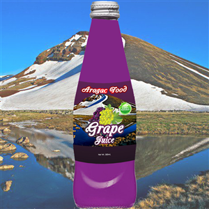 Label Design by markgraphics.ja