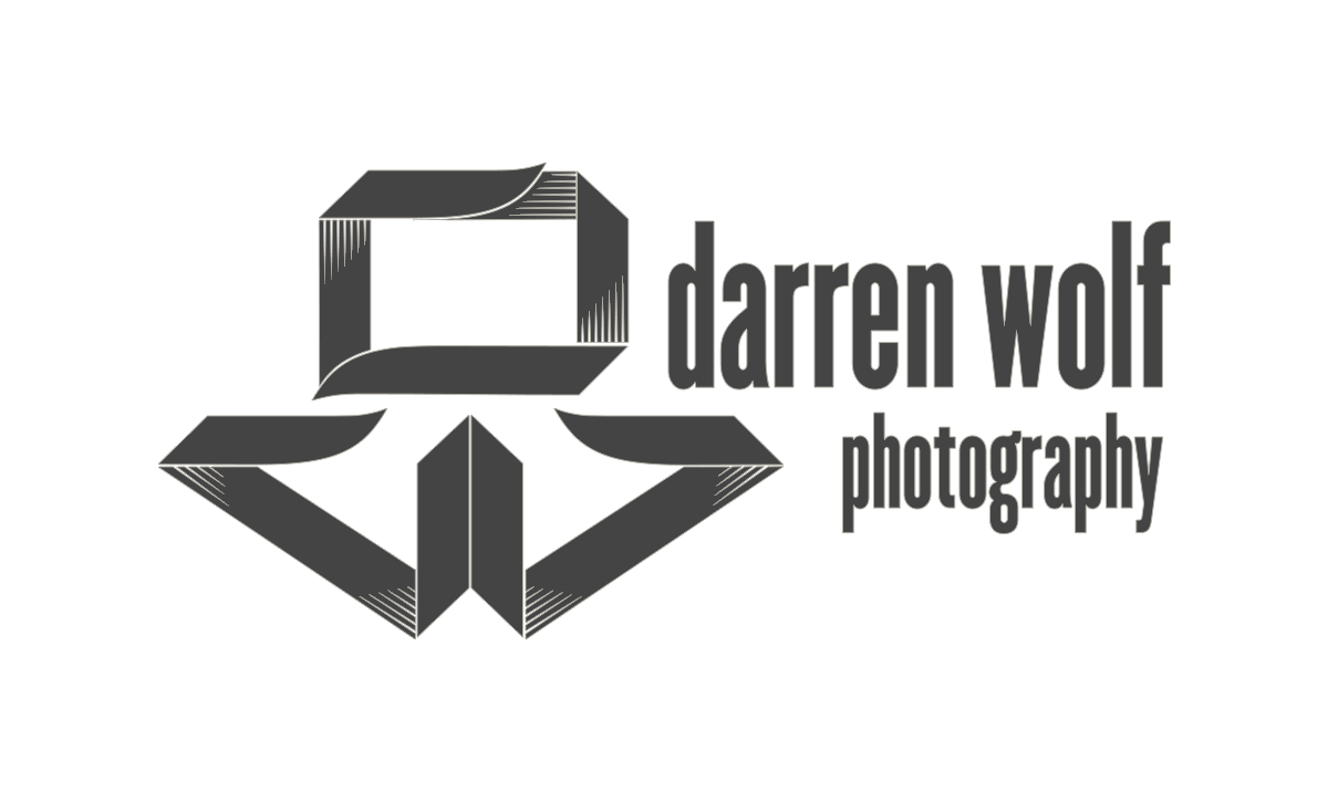 Logo-Design von onedmc für Darren Wolf Photography | Design #5560517