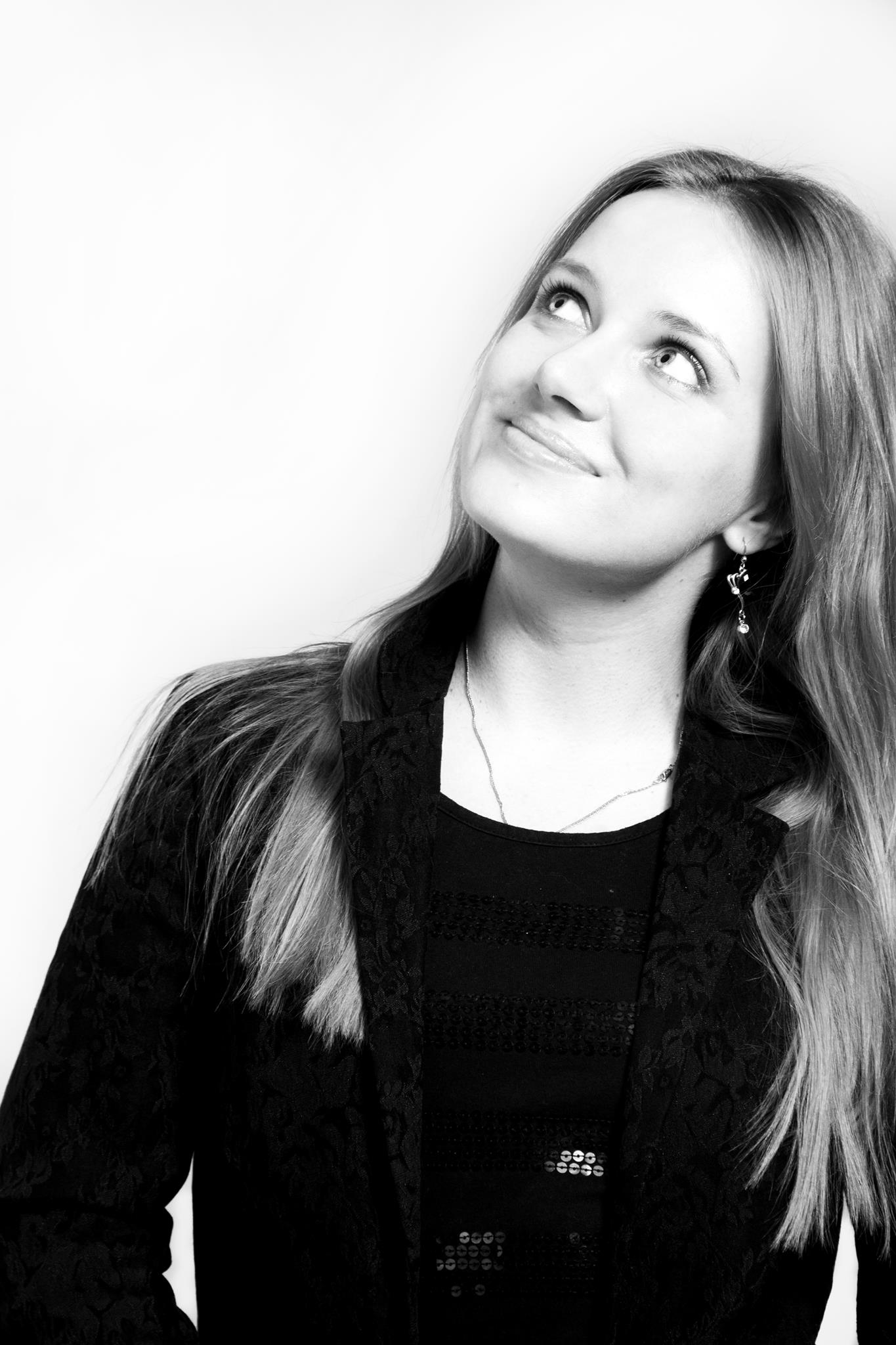 Tosha | Freelance Logo Designer | Kiev, Ukraine