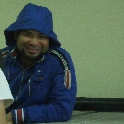 Andres Linares's profile picture