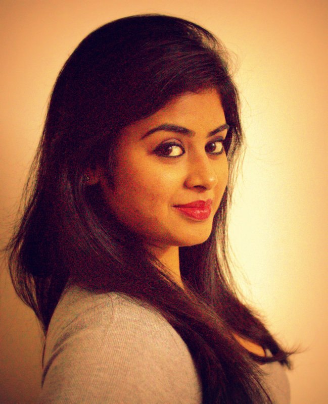 Charu 's profile picture