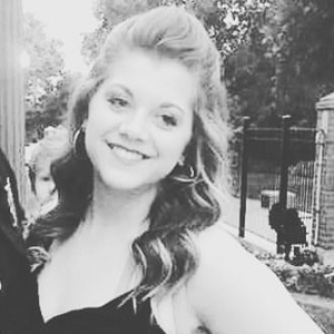 Holly Cook's profile picture