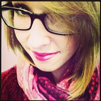 glitteredfeather's profile picture