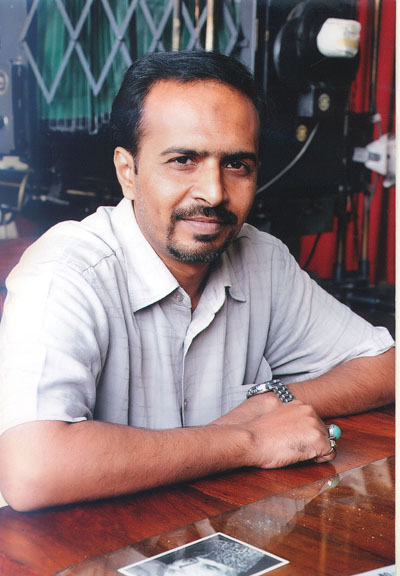 CREATIVE GRAPHIC DESIGNER's profile picture